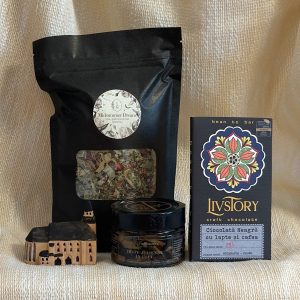 Set Cadou „Inspirat de Biserica Neagră”