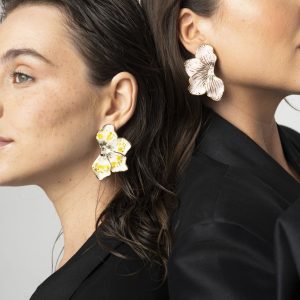 DIA Cercei mari din porțelan Model Fluture, Semi-Floare - Image 1